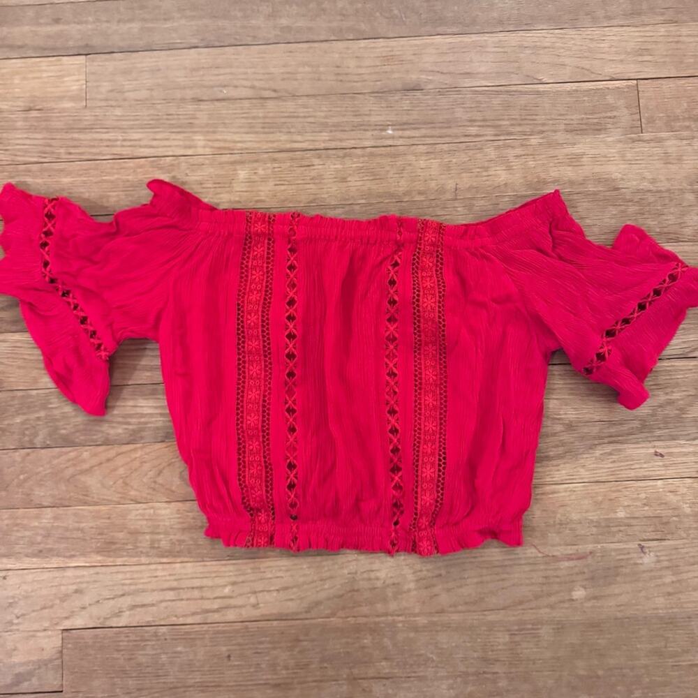 Divided pink textured lace short sleeve cropped blouse shirt top size 2
 b62